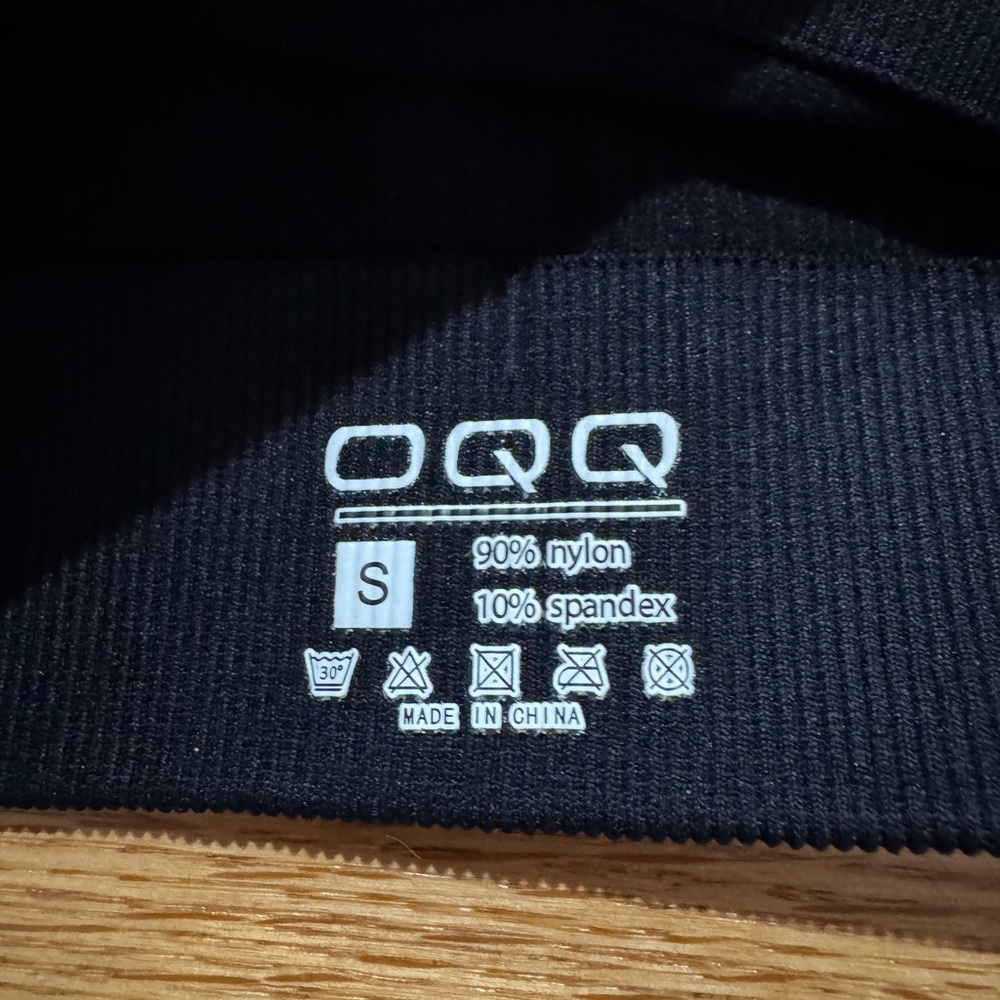 OQQ athletic top - Picture 3 of 5